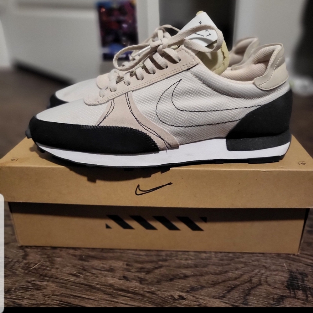 Nike 354